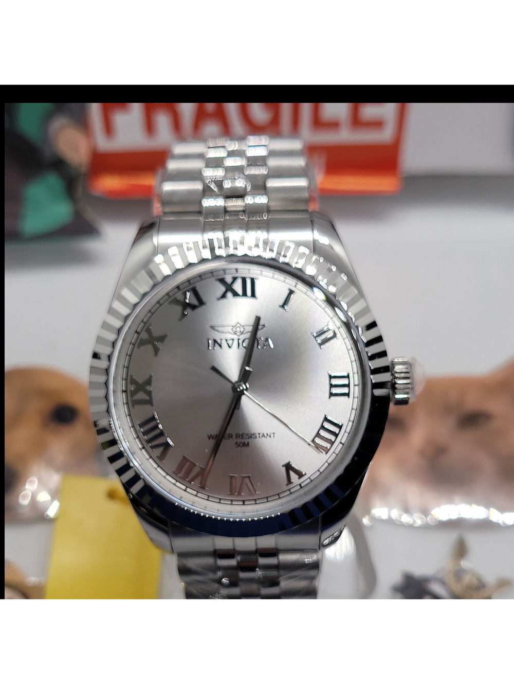 380 Invicta Men's Quartz Silver Sunburst Dial Roman Numerals SS Bracelet 50m